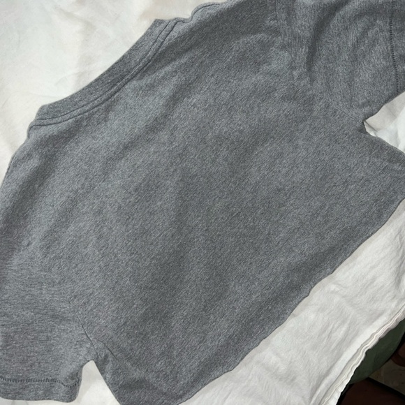 ‼️NWOT: Gray Chicago Illinois Graphic Crop Top - XS - Picture 3 of 3